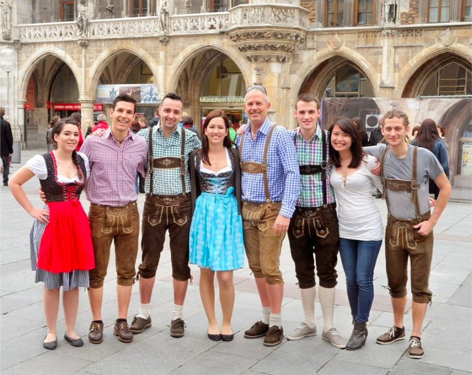 What to wear to an Oktoberfest for females ?
