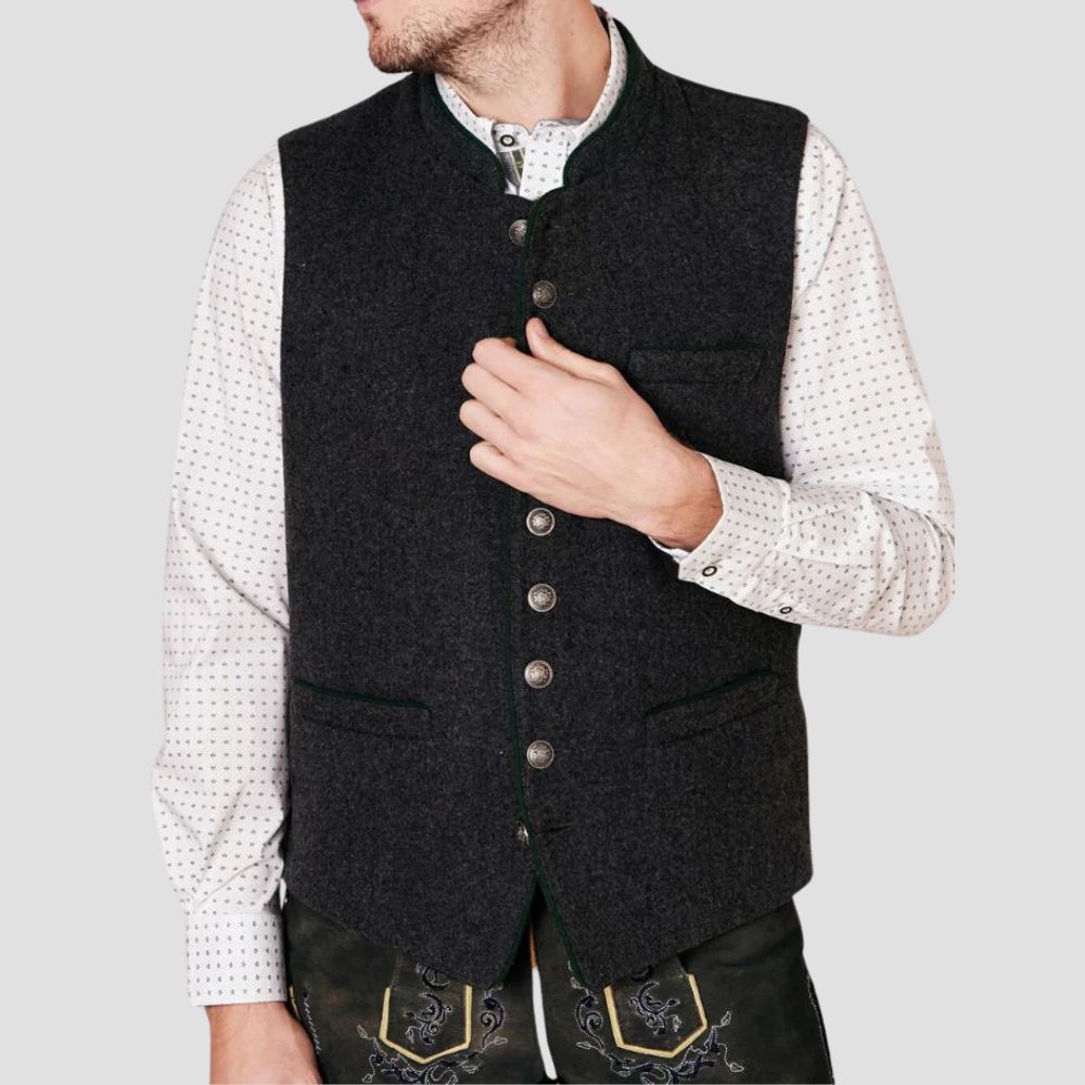 Celebrate German heritage with this classic Trachten vest, perfect for cultural occasions and traditional festivals.