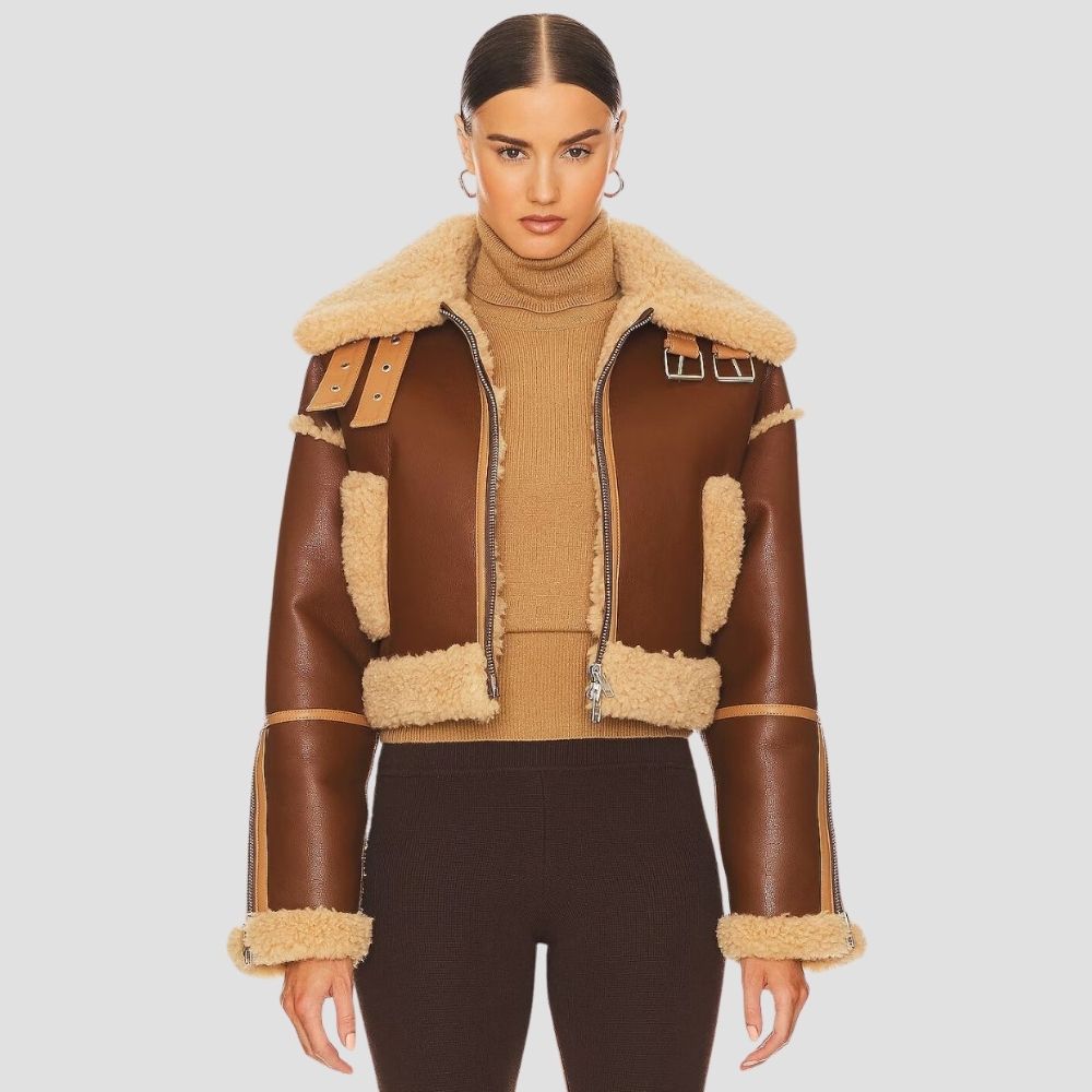 This women’s B3 bomber leather jacket is designed for cold weather fashion. The shearling lining and sleek leather provide both comfort and bold, stylish looks.