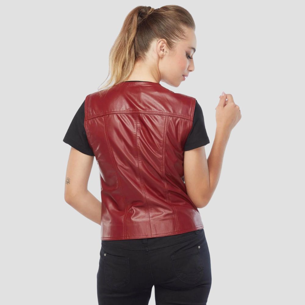 Women’s casual leather vest made from lightweight material, ideal for everyday wear, offering a versatile addition to your wardrobe.