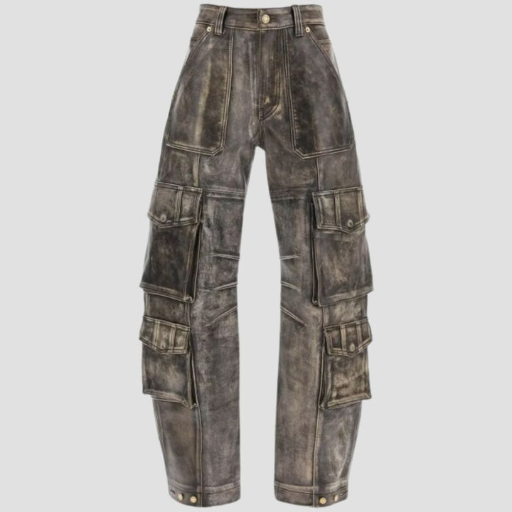 Such a great investment! These pants are trendy yet so wearable, I can pair them with anything