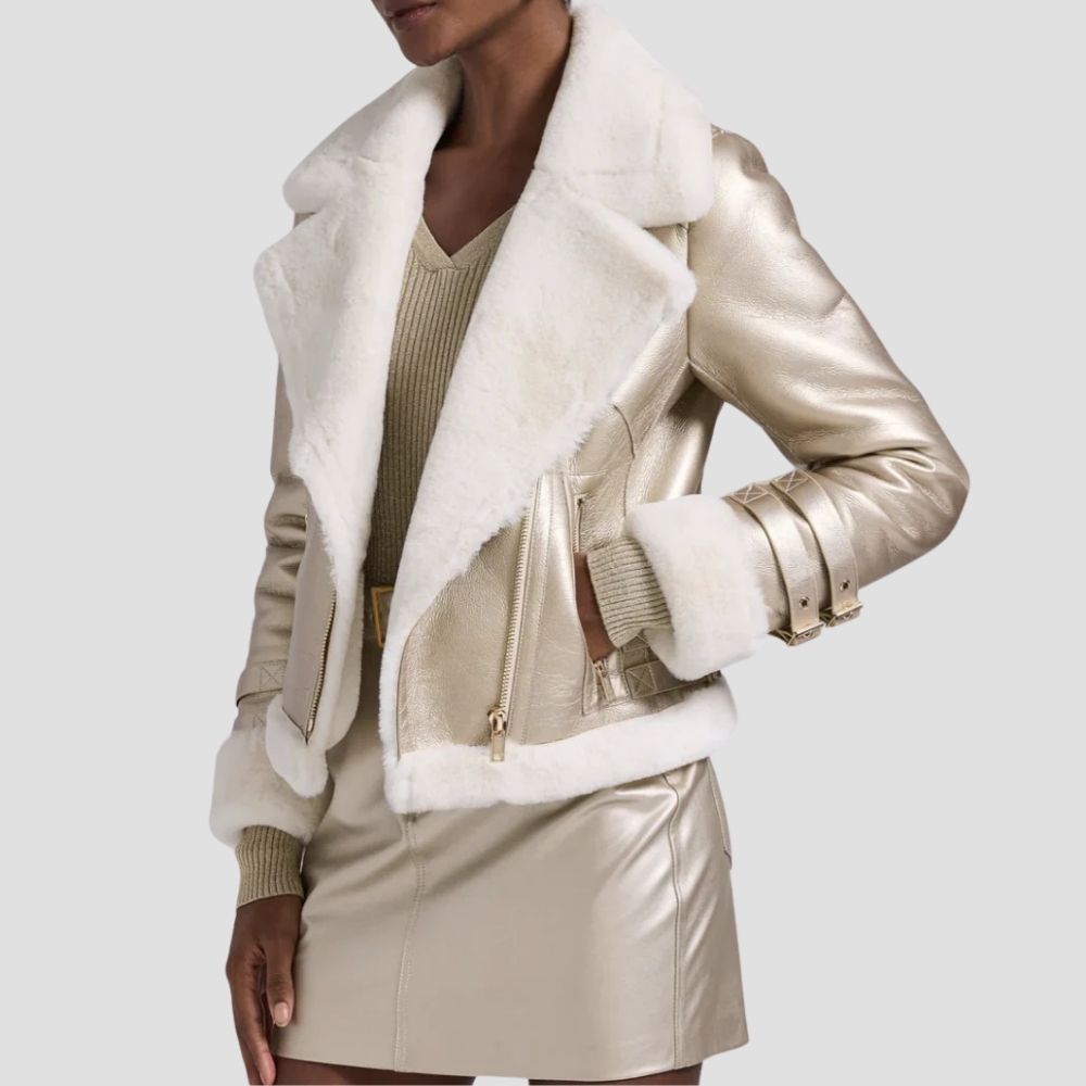 This soft-touch women’s fur leather metallic jacket is perfect for standout winter fashion. The metallic finish and cozy fur lining combine for a luxurious and stylish look.