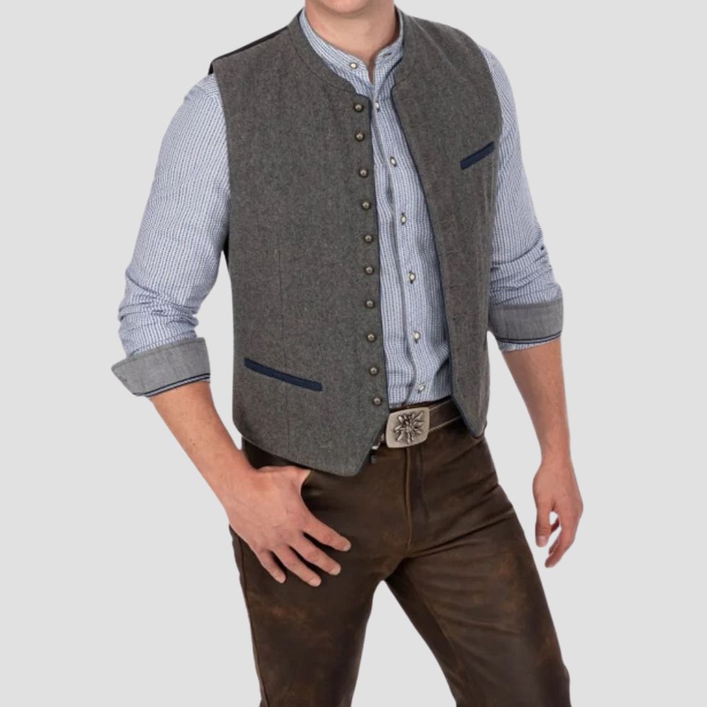 Stand out at Oktoberfest and folk festivals with this custom men’s Trachten vest, designed for a unique and authentic look.
