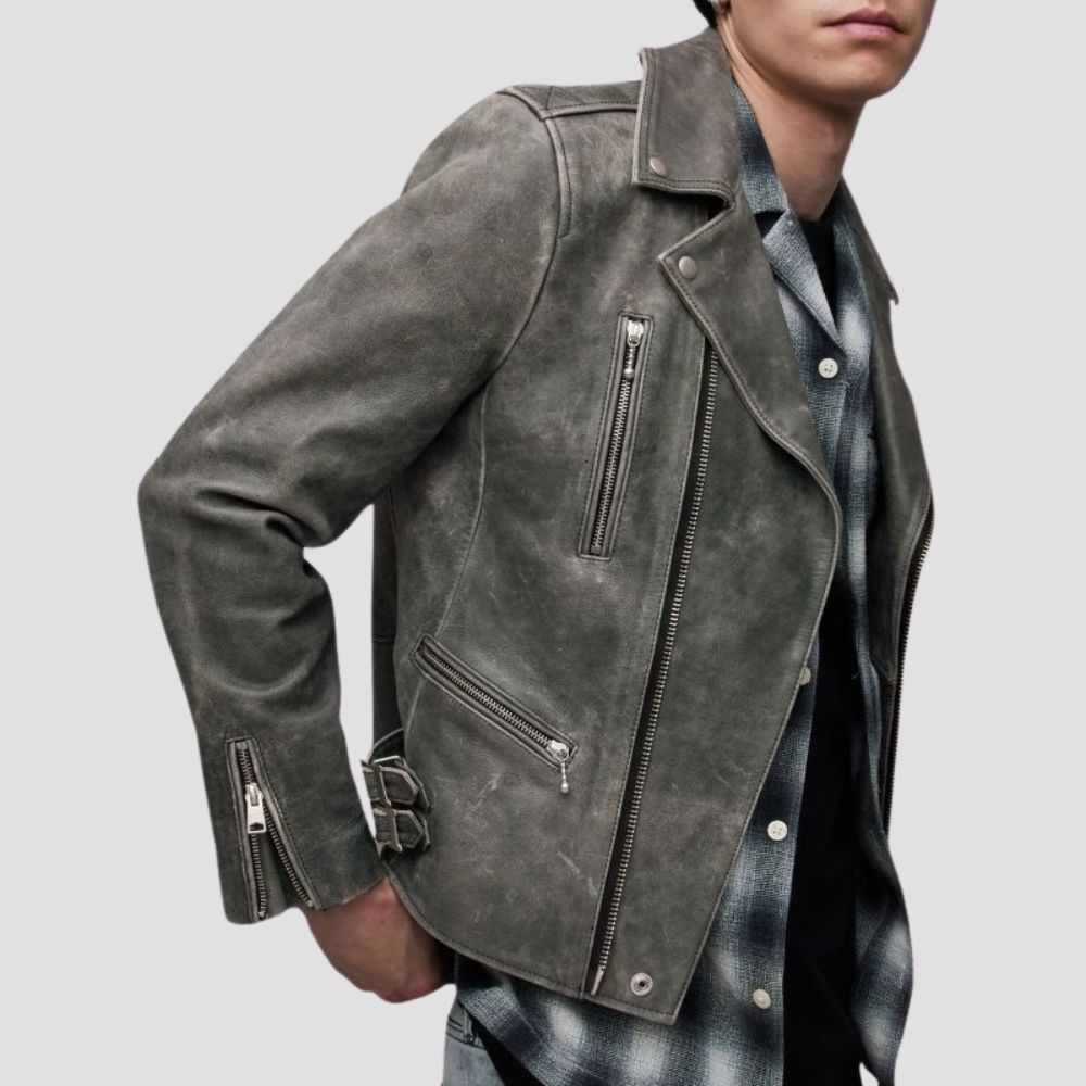 Hit the road in style with this classic men’s motorcycle jacket, combining timeless design with modern durability.