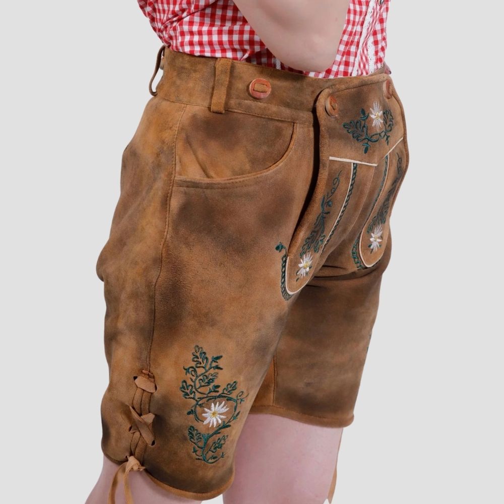 Celebrate Oktoberfest in true Bavarian fashion with these US traditional women’s lederhosen. Crafted for comfort, style, and authenticity, perfect for any festival.