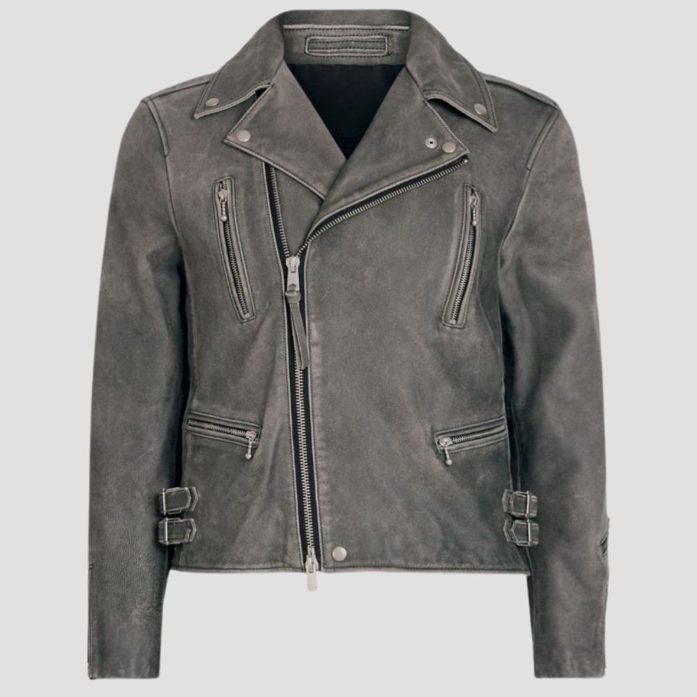 Classic and stylish, this motorcycle jacket is a must-have for men who love to ride in both fashion and comfort.