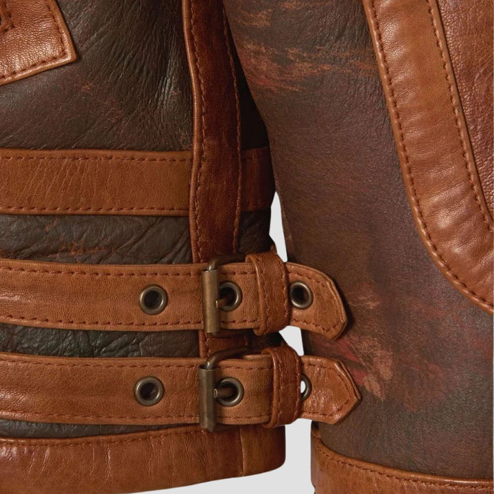 Crafted for ultimate warmth, this Aviator flying shearling leather jacket offers timeless style and protection from the cold.