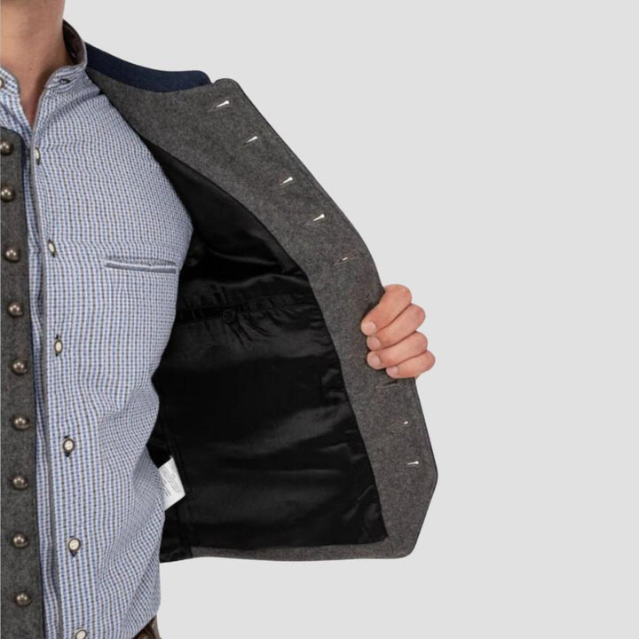 Celebrate in style with a custom men’s Trachten vest, tailored for Oktoberfest and folk festivals to highlight your unique personality.