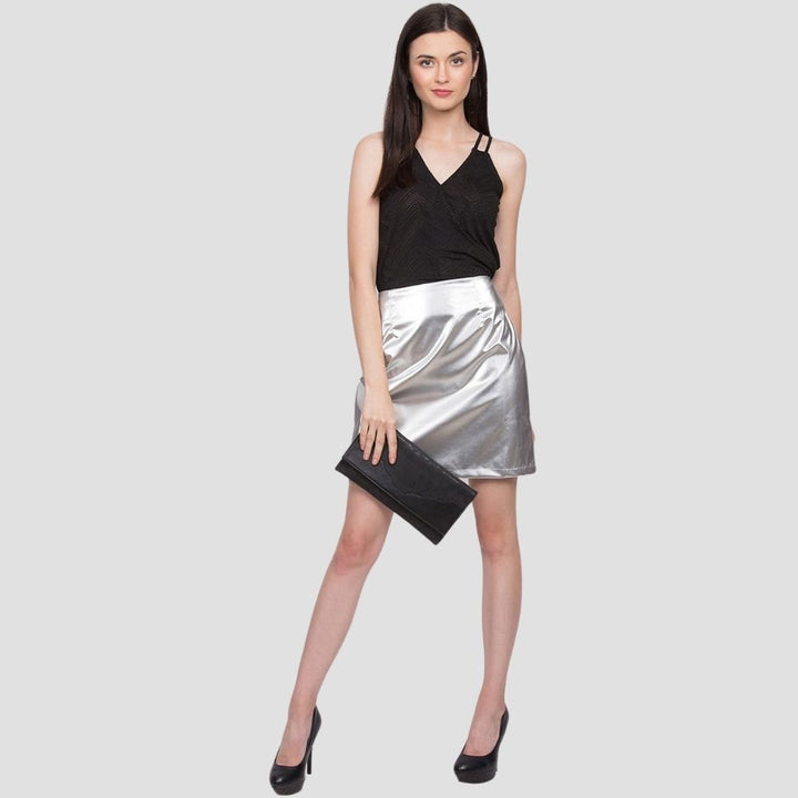  Premium women’s leather metallic skirt with bold, fashionable style for modern, edgy looks.