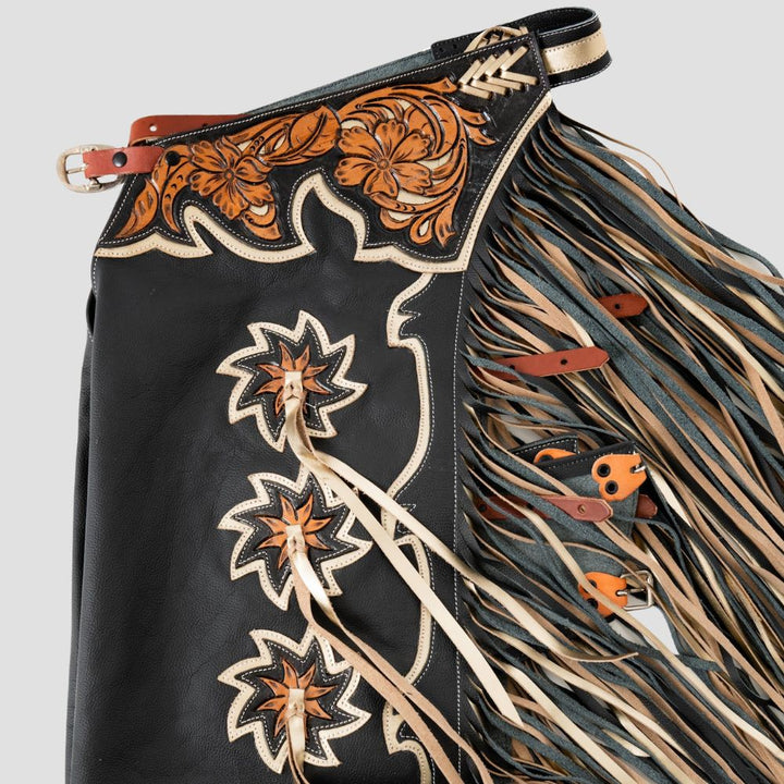Upgrade your cowgirl fashion with these premium rodeo chaps, offering both practicality and a modern, stylish edge perfect for any rodeo or everyday wear.