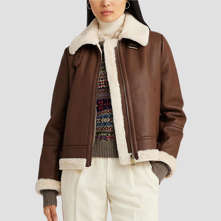  Elevate your fashion game with a vintage-inspired women’s fur leather jacket. The combination of premium leather and soft fur provides a timeless, elegant look.