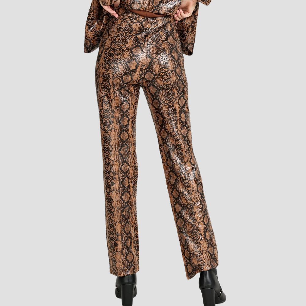 Women’s sleek snakeskin leather pants perfect for bold, elegant fashion.