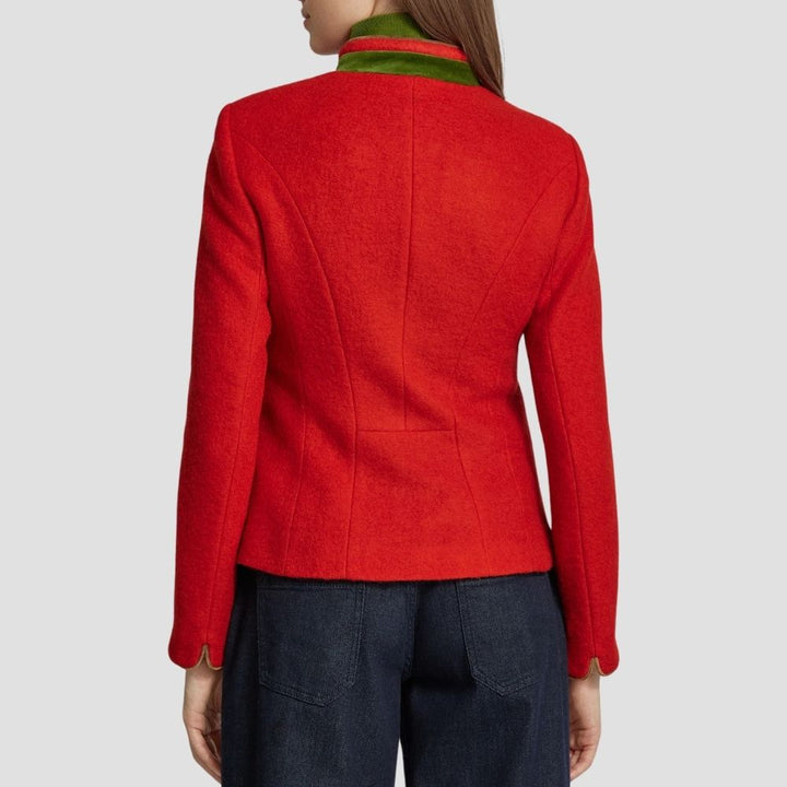 These stylish women’s Christmas jackets combine a traditional design with modern flair, perfect for holiday parties, family gatherings, and festive celebrations.