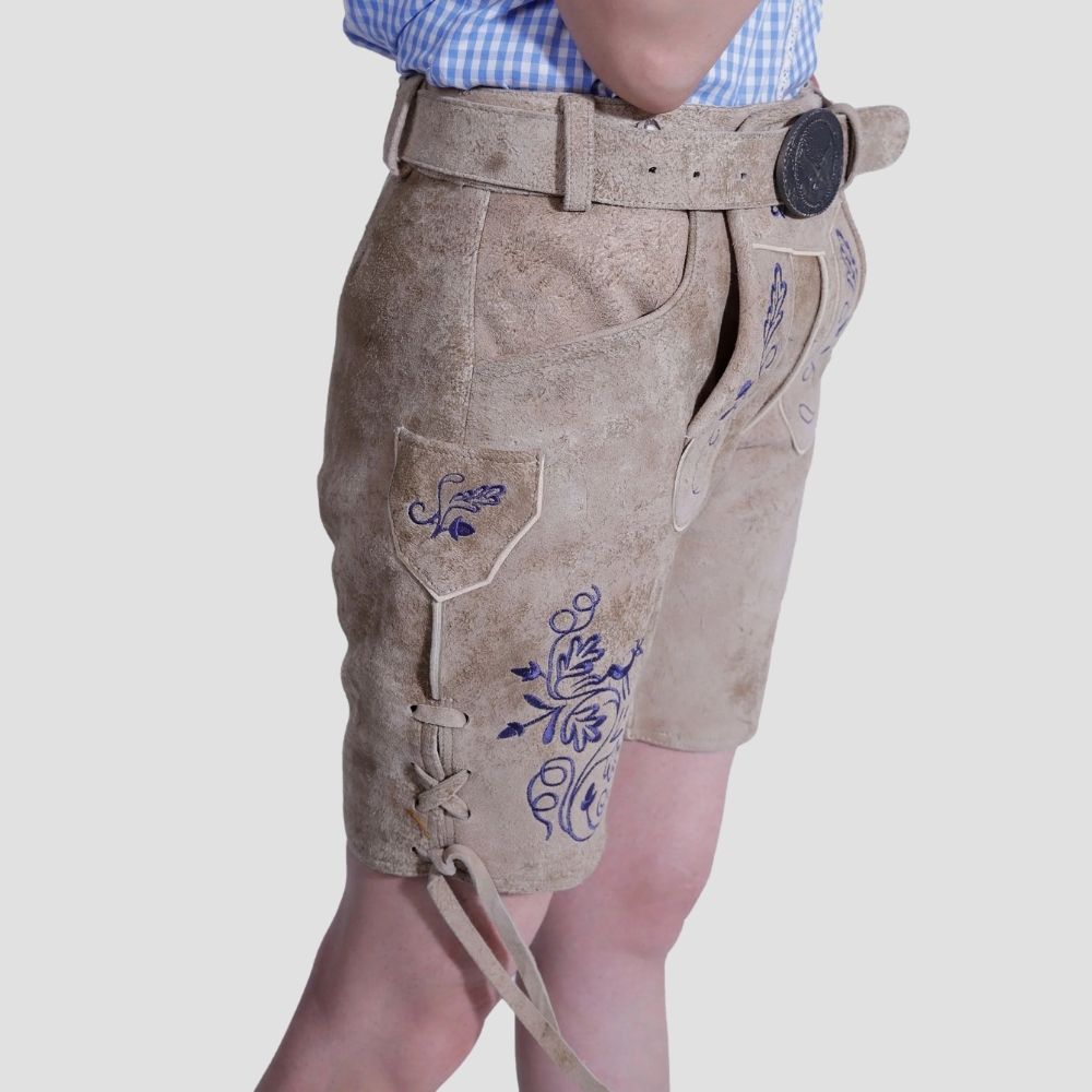 These traditional women’s lederhosen feature intricate stitching, adding a touch of elegance to your outfit. Perfect for cultural events and Oktoberfest celebrations.