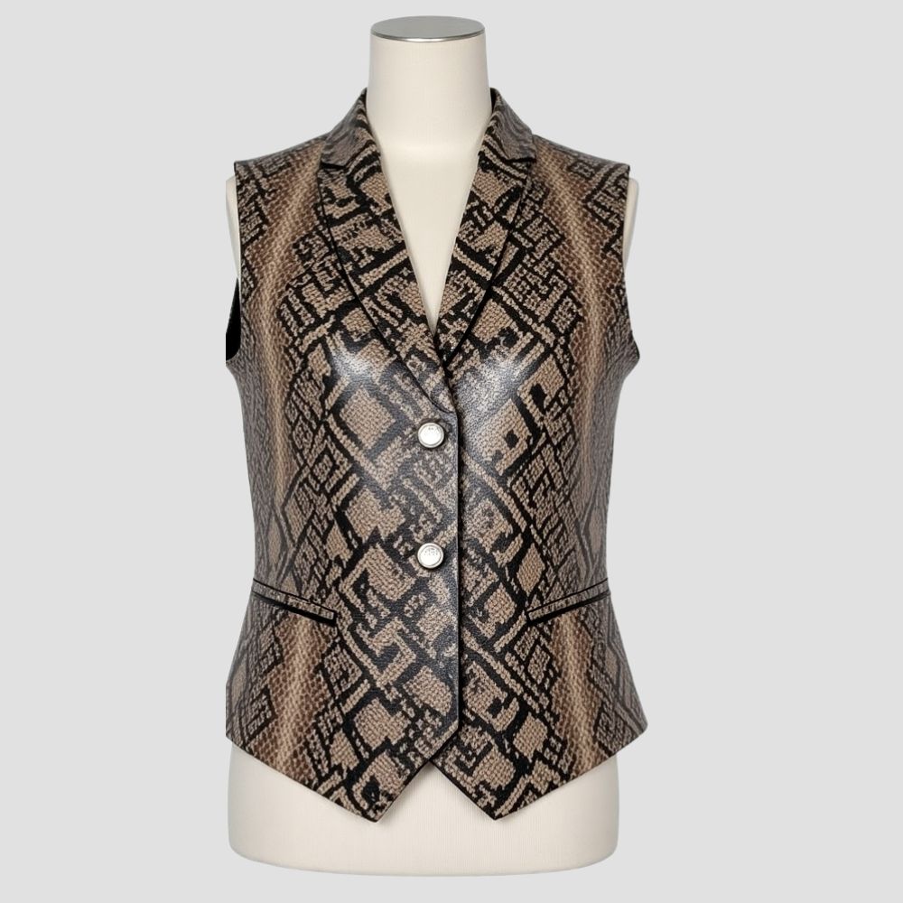  This trendy snakeskin leather vest for women is a must-have for creating a distinctive look, combining sleek style with the timeless appeal of snakeskin.