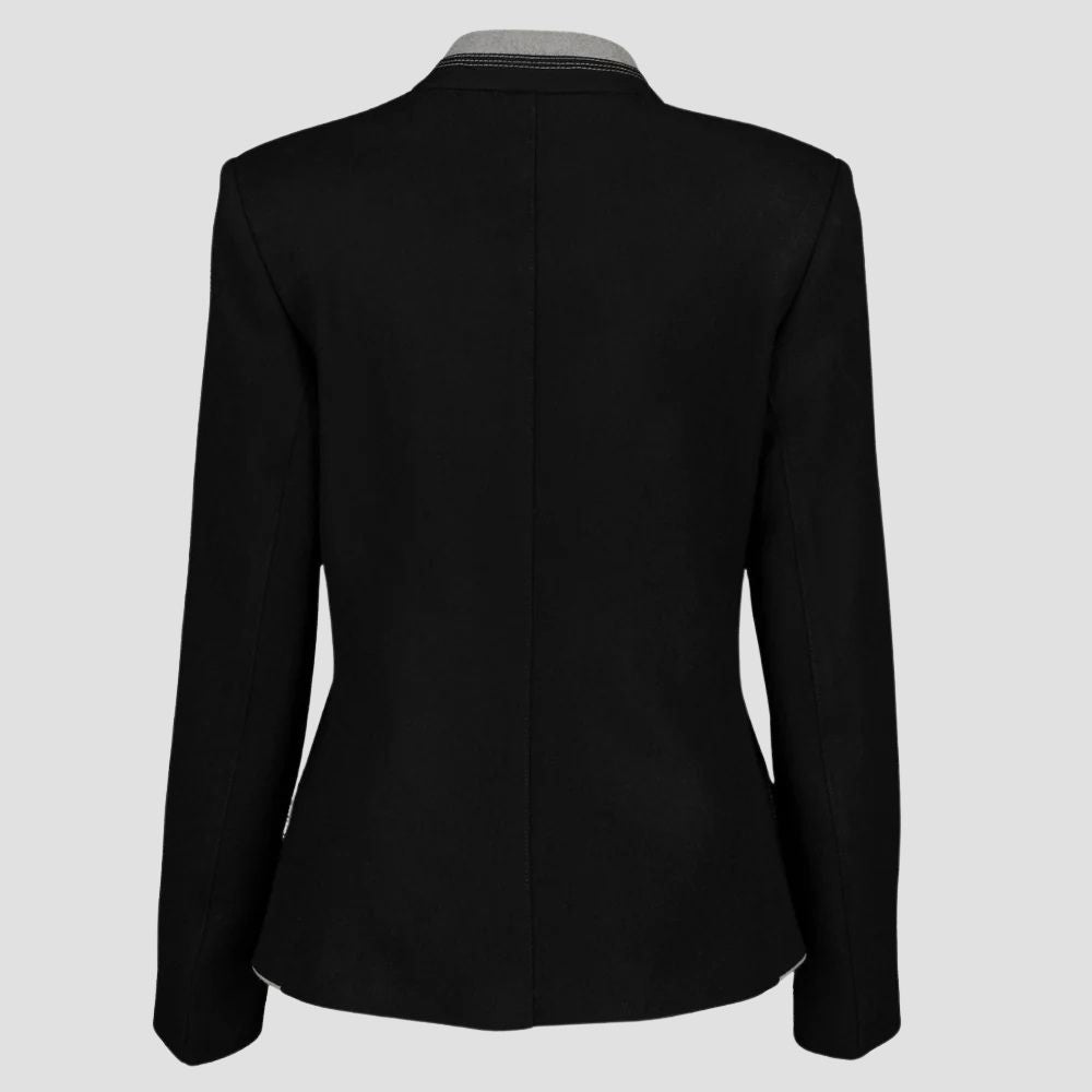 This trendy women’s wool Trachten coat is ideal for German heritage events. Designed with traditional Bavarian influences, it adds style and warmth to any occasion.