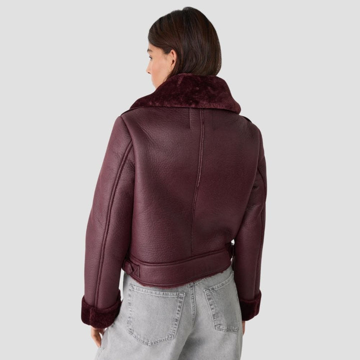 Embrace the cold with this premium women’s B3 bomber jacket. Featuring luxurious shearling and durable leather, it ensures ultimate warmth and fashionable winter protection.