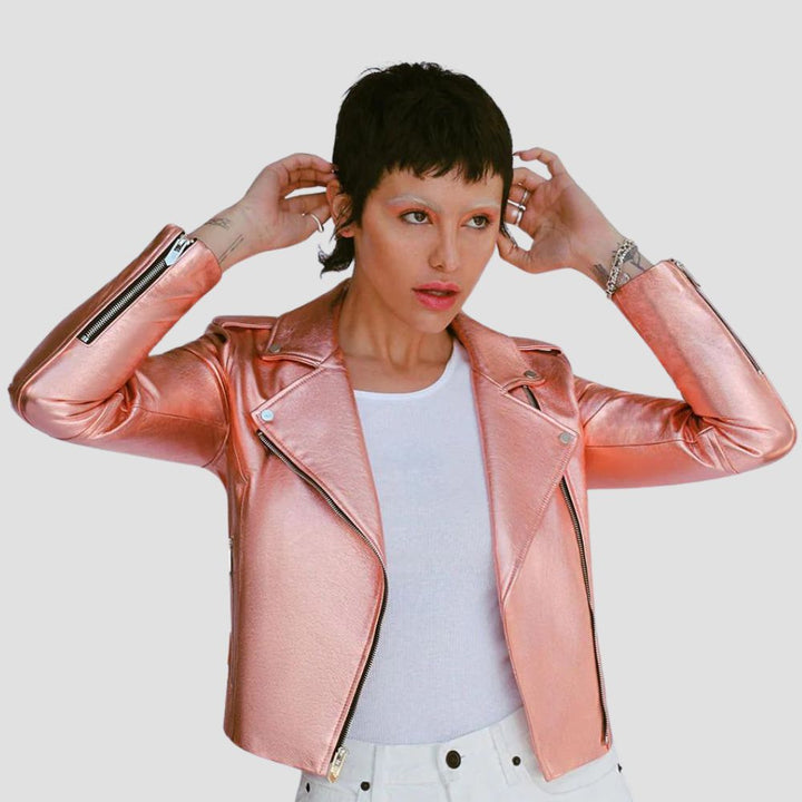  This women’s biker metallic jacket blends edgy biker design with a striking metallic shine. Ideal for staying on top of stylish fashion trends with a modern twist.